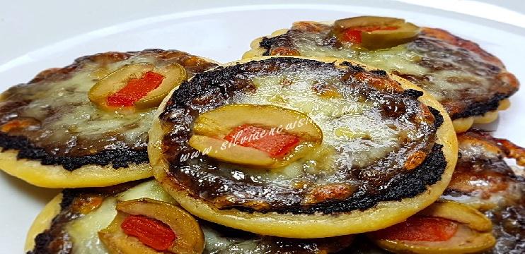 Mini pizza à la tapenade d'olives noires - CASA RAMÓN